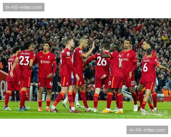 欧冠资格争夺白热化 利物浦切尔西紧追曼联仅一分之差 欧冠资格争夺白热化 利物浦切尔西紧追曼联仅一分之差